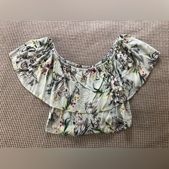 BAND OF GYPSIES Arica Off The Shoulder Crop Top Size Large - Never Worn - Picture 5 of 10